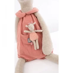 Peluche Géante Bibiscus La Girafe "Sous Mon Baobab" - Moulin Roty -Petits Rêves Soldes moulin roty girafe geante sous mon baobab 5